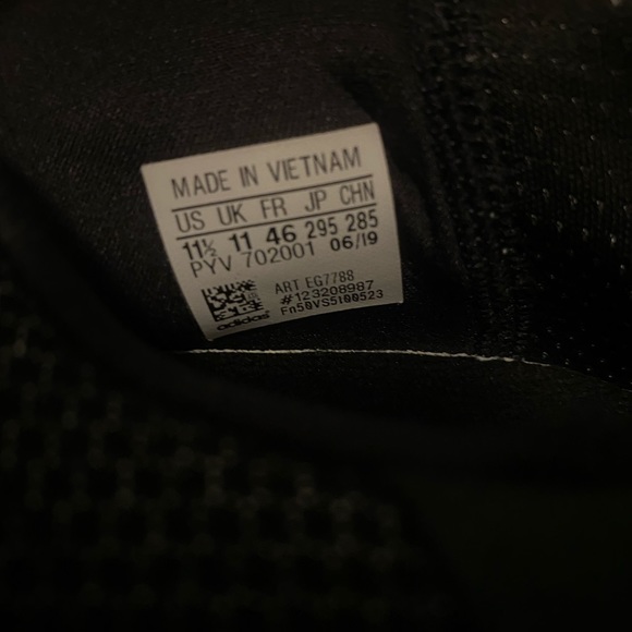 Adidas (reflective) Pharrell solar hu - Picture 9 of 9